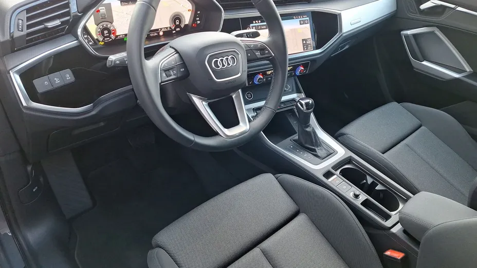 AUDI Q3 Sportback -