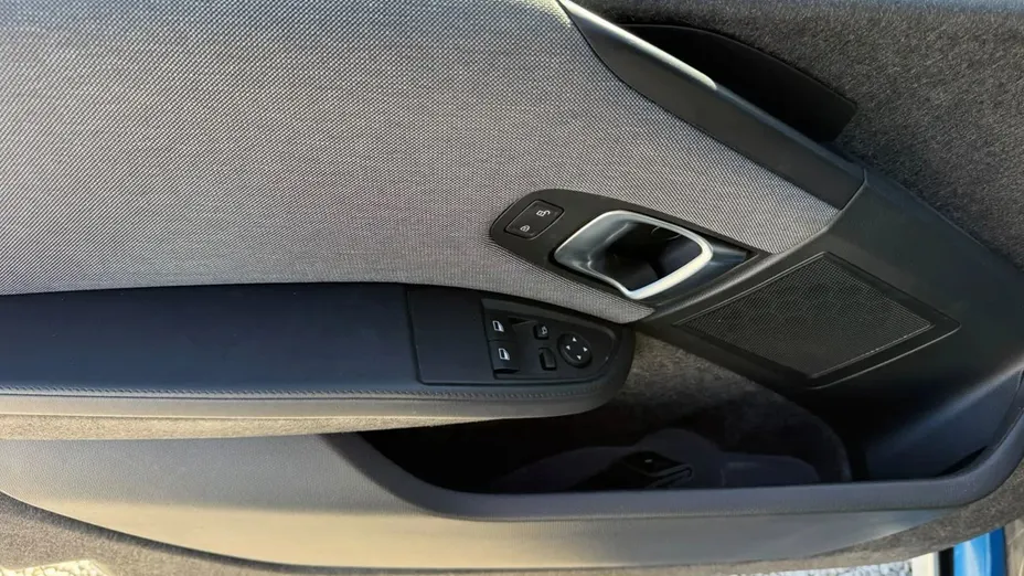 BMW i3 -