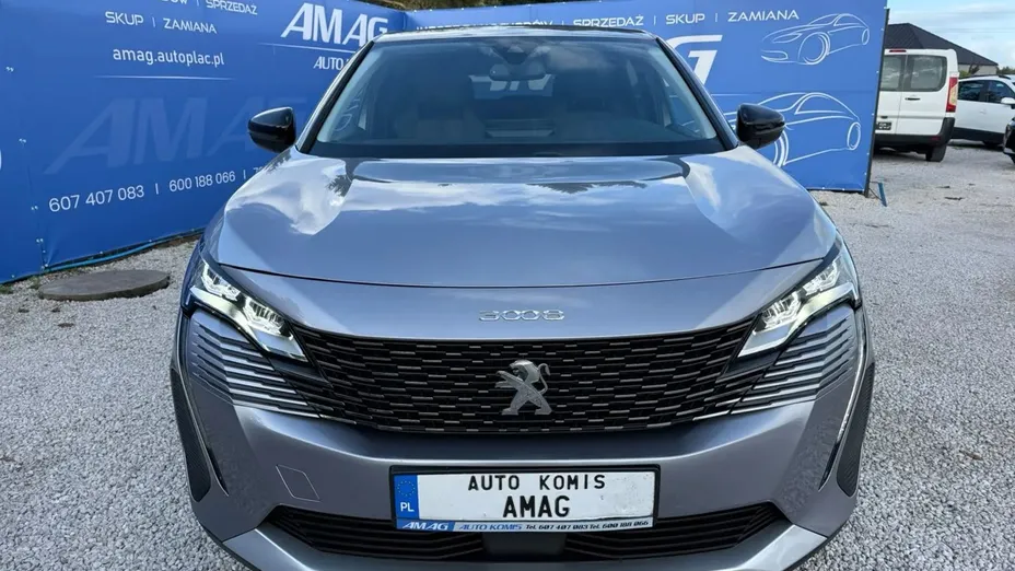 PEUGEOT 3008 -