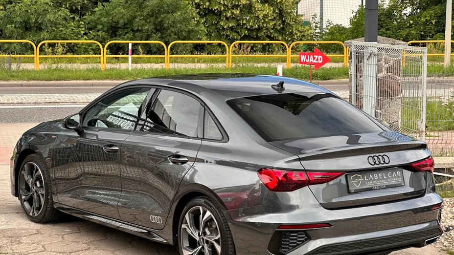 AUDI A3 A3 35 TFSI S Line