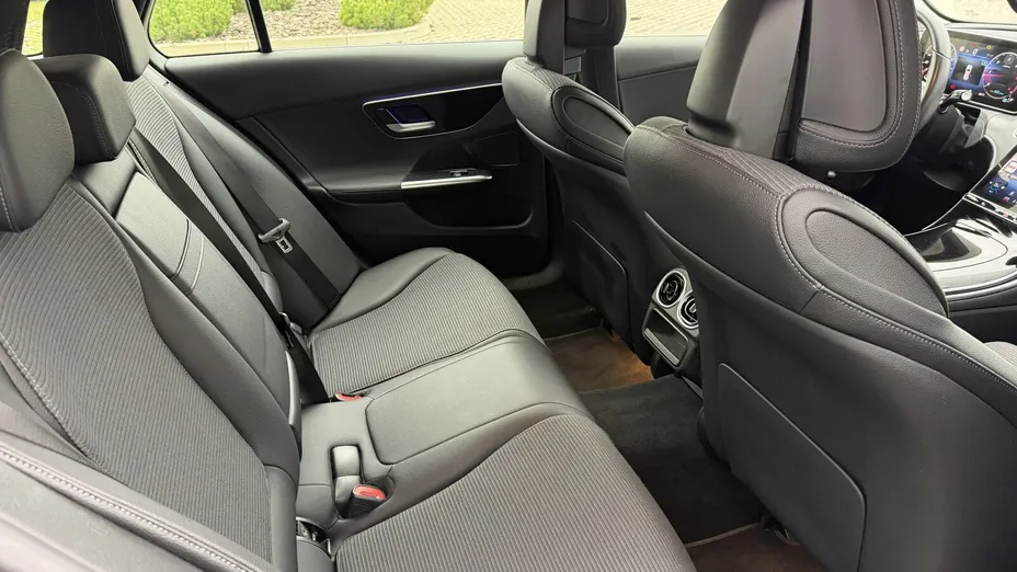 MERCEDES-BENZ C Klasa C 220 d mHEV Avantgarde
