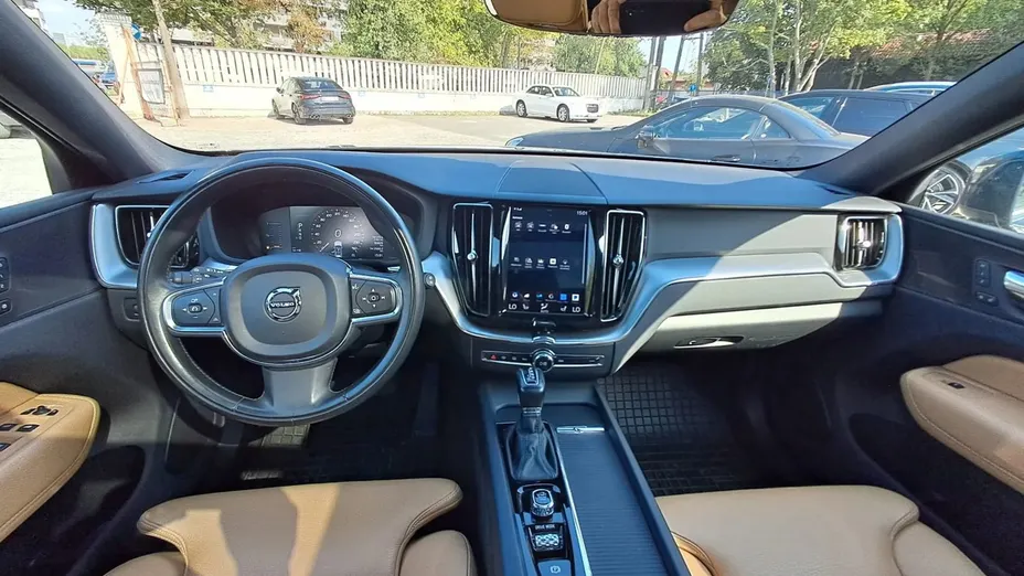 VOLVO XC60 XC60 T5 GPF Momentum aut