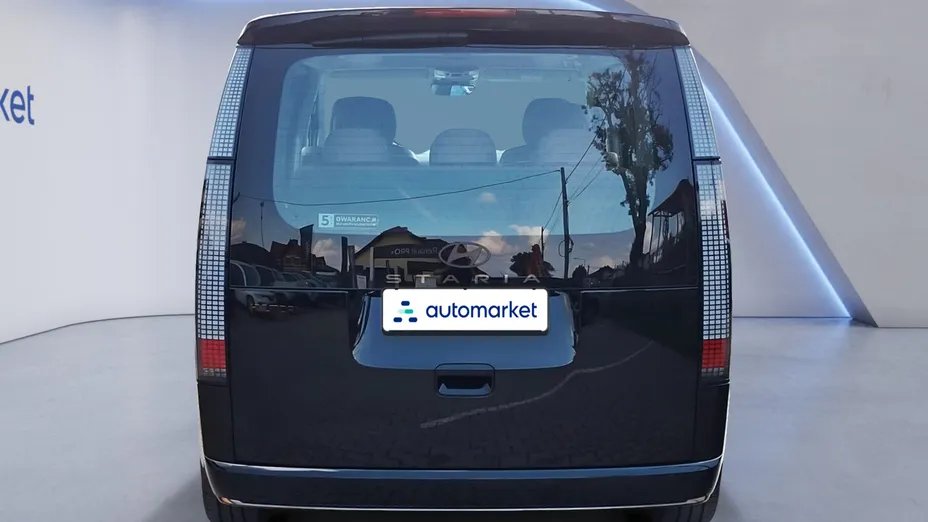 HYUNDAI Staria Staria 1.6 T-GDI HEV Luxury aut