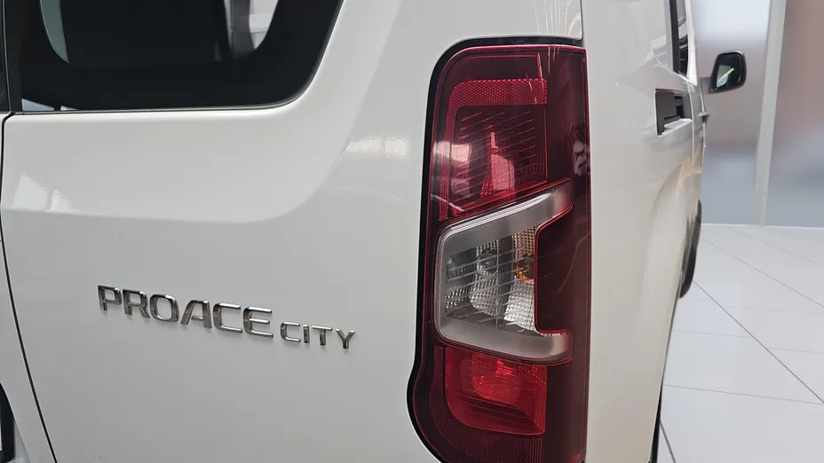 TOYOTA Proace City Proace City 1.5 D-4D Long 2,3t Active (bryg.)