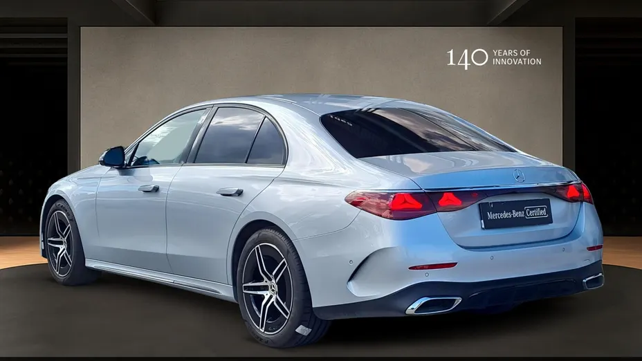MERCEDES-BENZ E Klasa E 220 d mHEV 4-Matic AMG 9G-Tronic