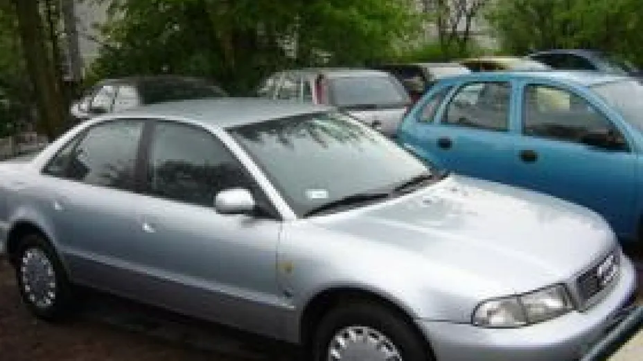 AUDI A4 -