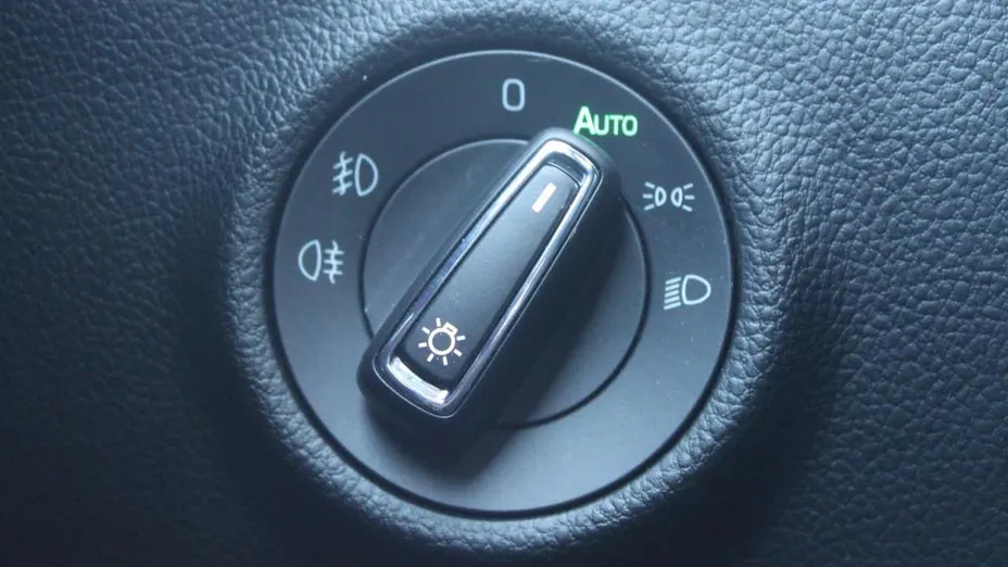 SKODA Superb Superb 2.0 TDI SCR Style DSG