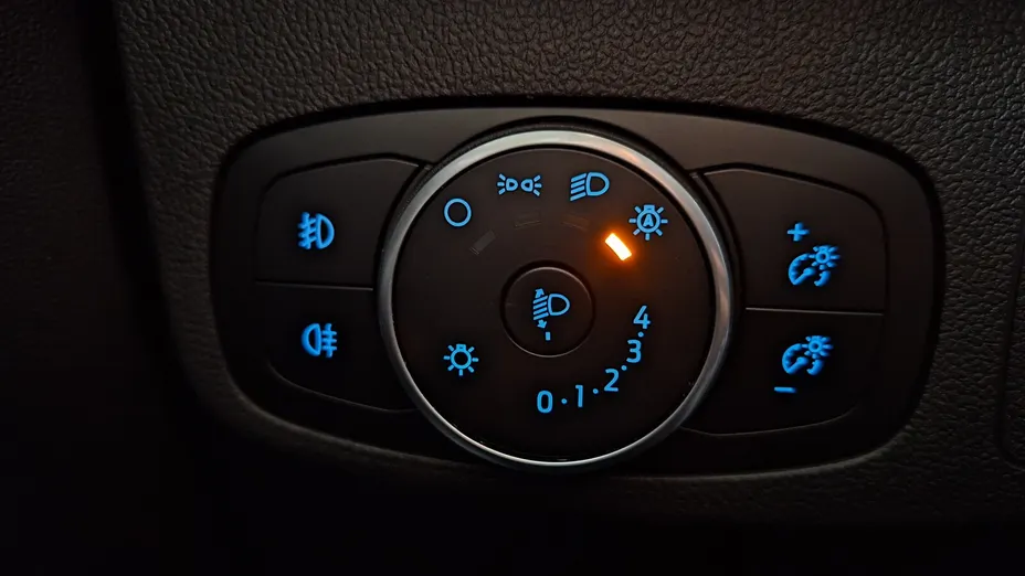 FORD Focus Focus 1.5 EcoBlue SCR Connected aut