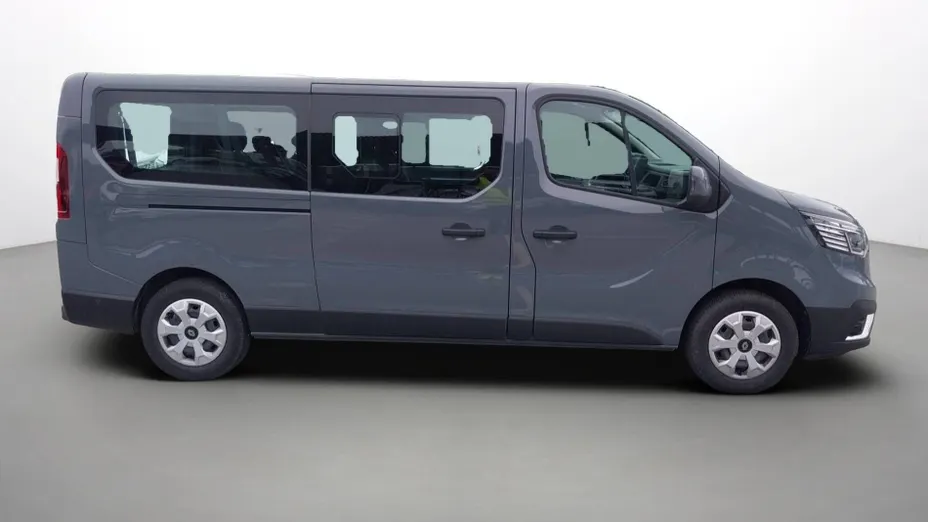 RENAULT Trafic -