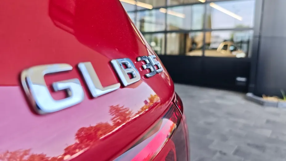 MERCEDES-BENZ GLB AMG GLB 35 4-Matic