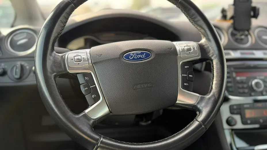FORD S-MAX -