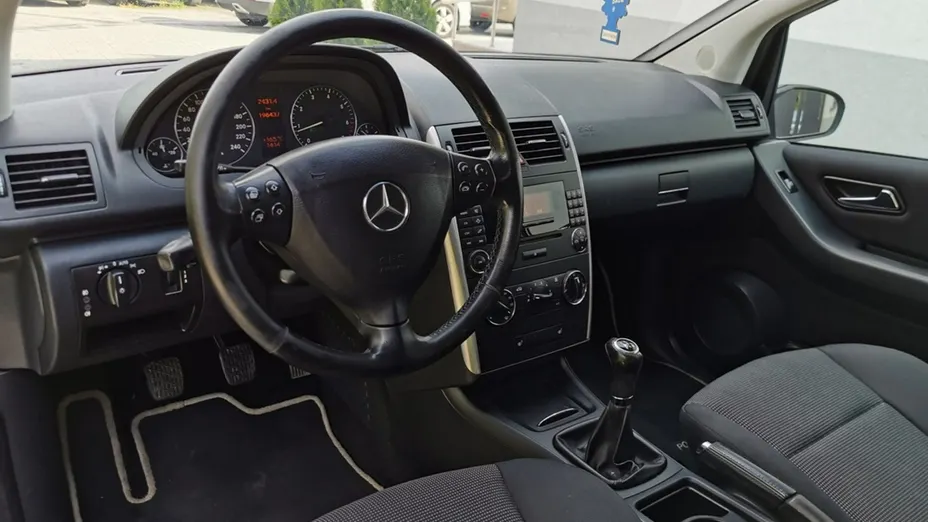 MERCEDES-BENZ A Klasa -
