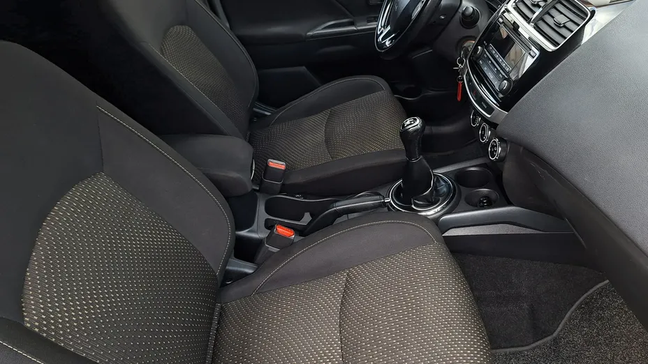 MITSUBISHI ASX -