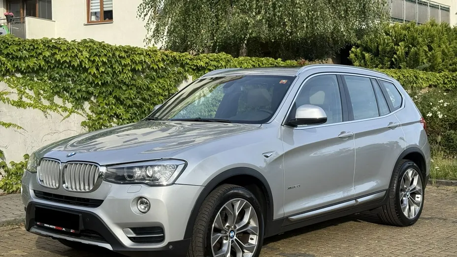 BMW X3 -