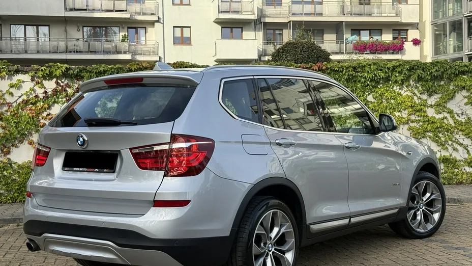 BMW X3 -
