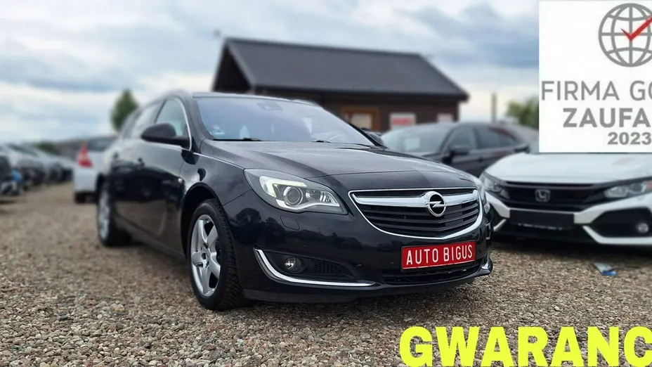 OPEL Insignia -