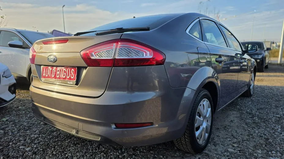 FORD Mondeo -