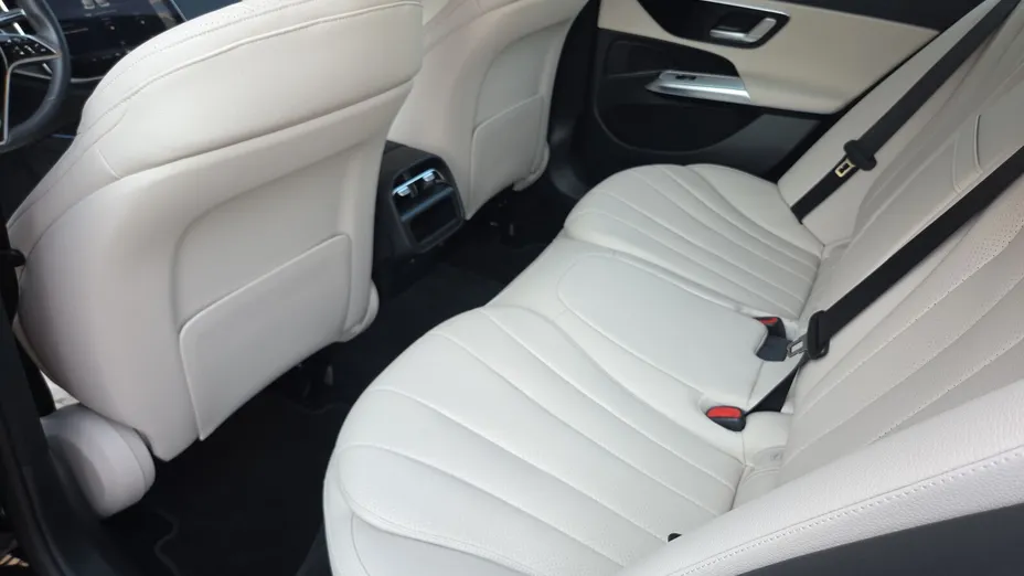 MERCEDES-BENZ E Klasa E 220 d mHEV 4-Matic Avantgarde 9G-Tronic