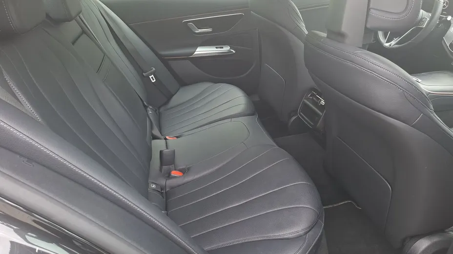 MERCEDES-BENZ E Klasa E 200 d mHEV Avantgarde 9G-Tronic