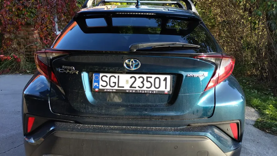 TOYOTA C-HR -