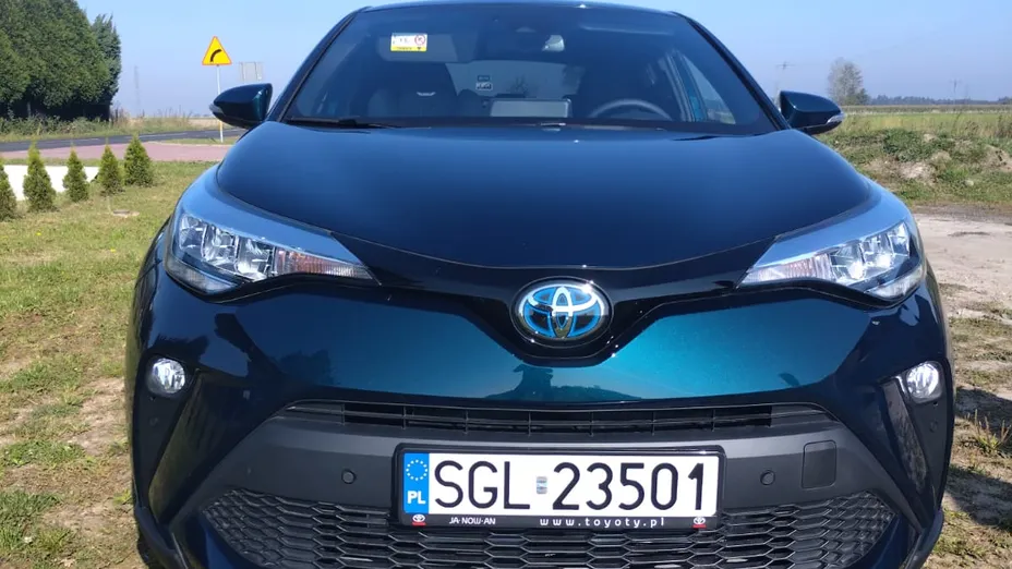 TOYOTA C-HR -