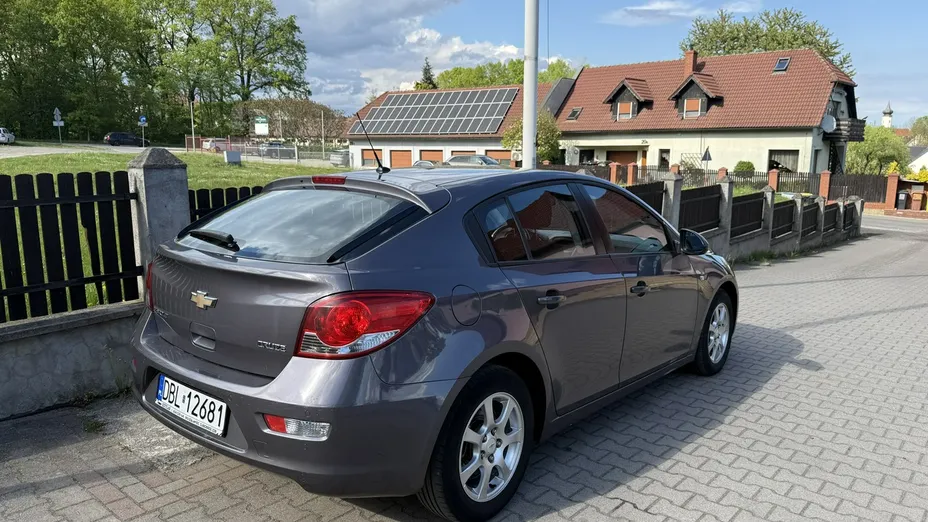 CHEVROLET Cruze -