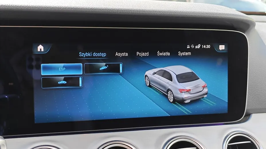 MERCEDES-BENZ E Klasa E 220 d 4-Matic Avantgarde