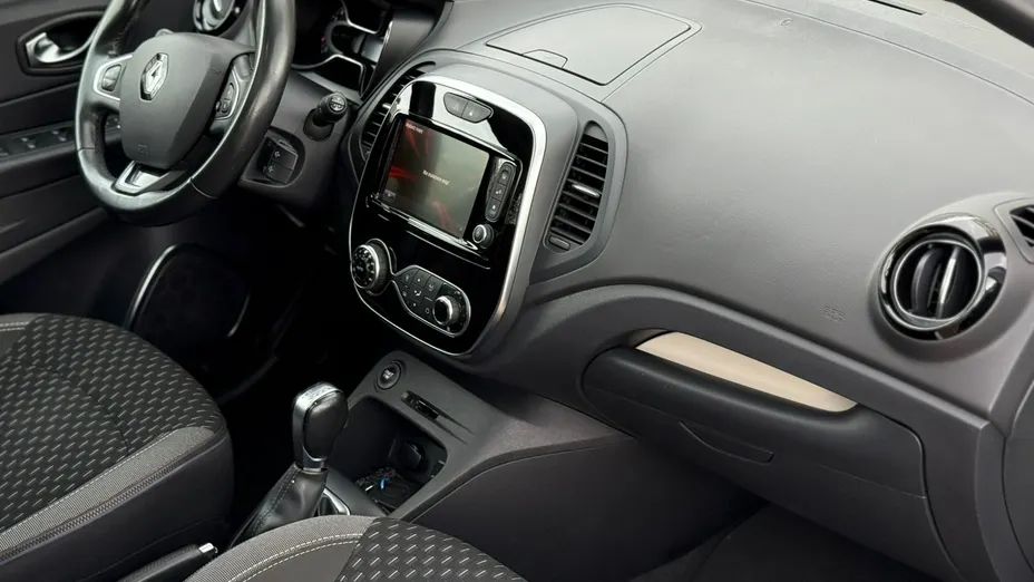 RENAULT Captur -