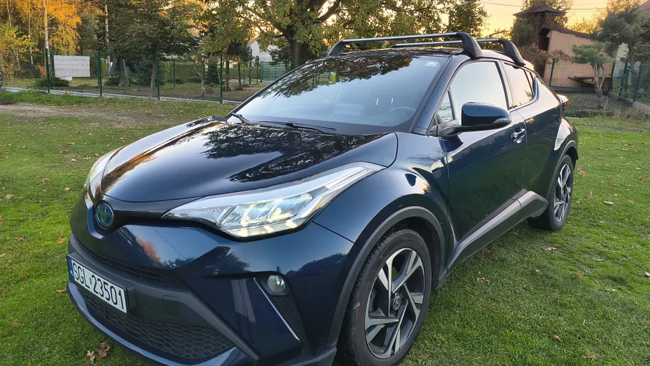 TOYOTA C-HR -