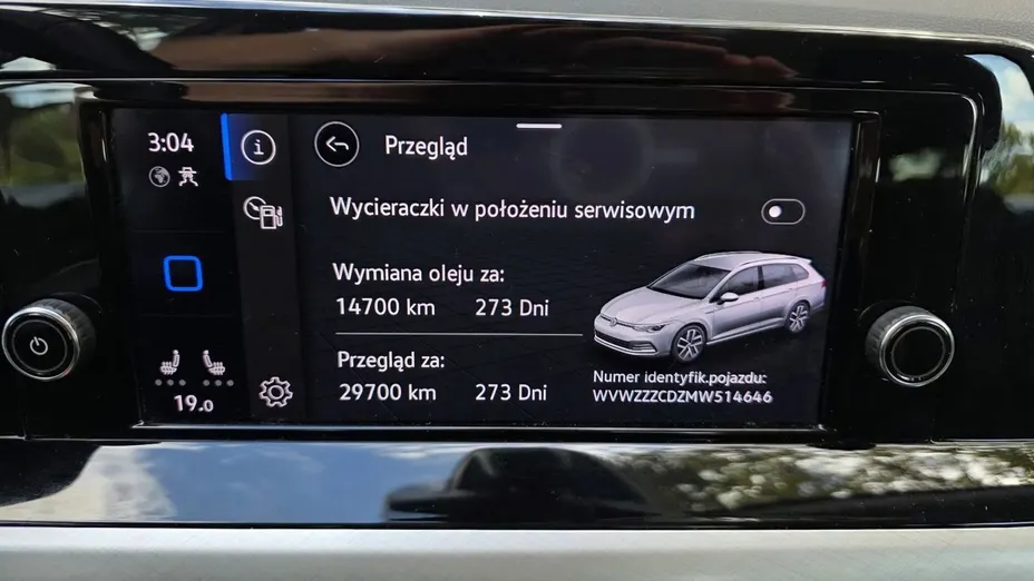 VOLKSWAGEN Golf -