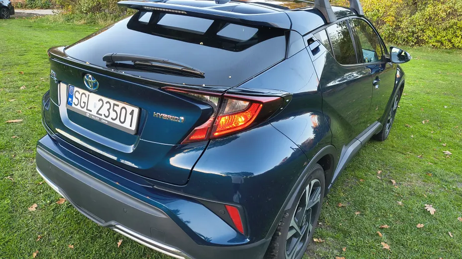 TOYOTA C-HR -