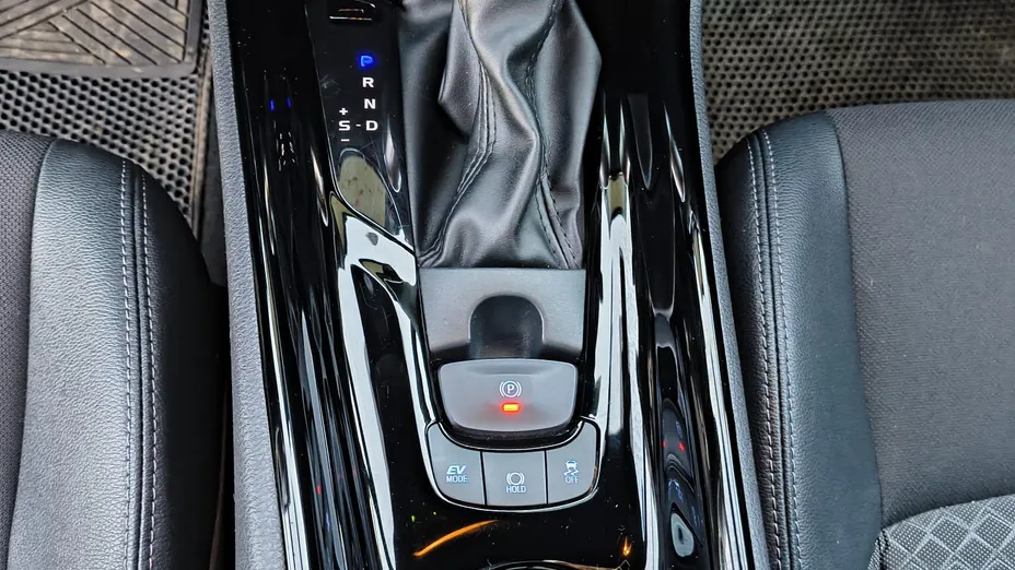 TOYOTA C-HR -