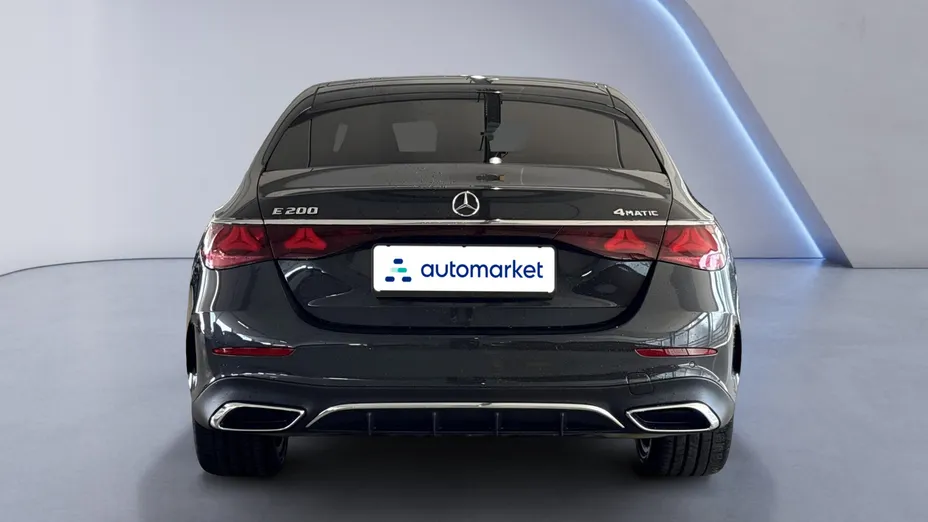 MERCEDES-BENZ E Klasa E 200 mHEV 4-Matic AMG 9G-Tronic