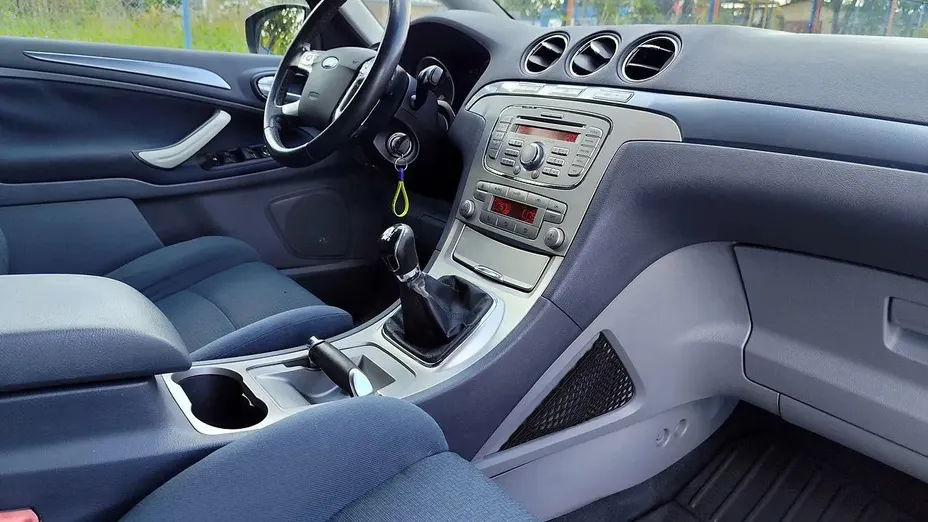 FORD S-MAX -