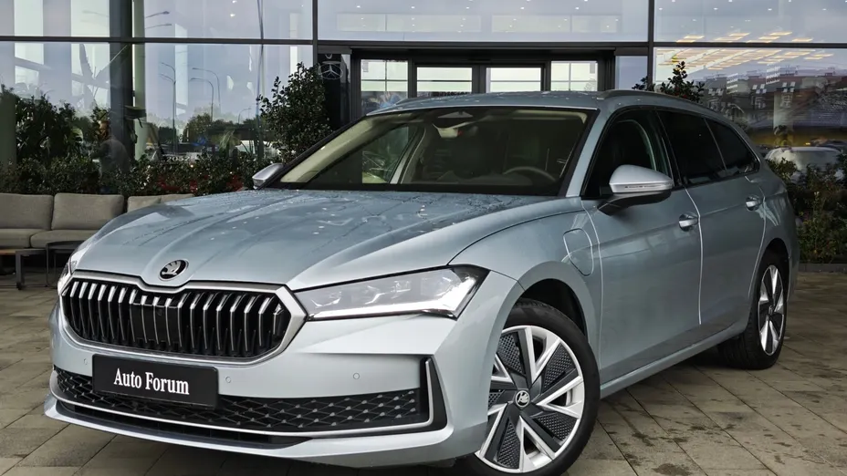 SKODA Superb Superb 1.5 TSI Plug-in Hybrid Selection DSG