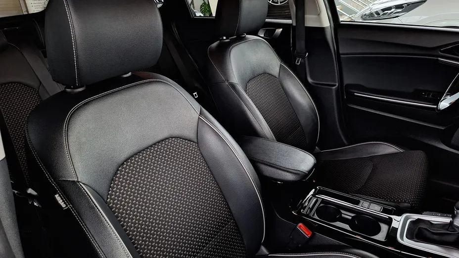 KIA Cee'd Ceed 1.4 T-GDI L Business Line Plus DCT