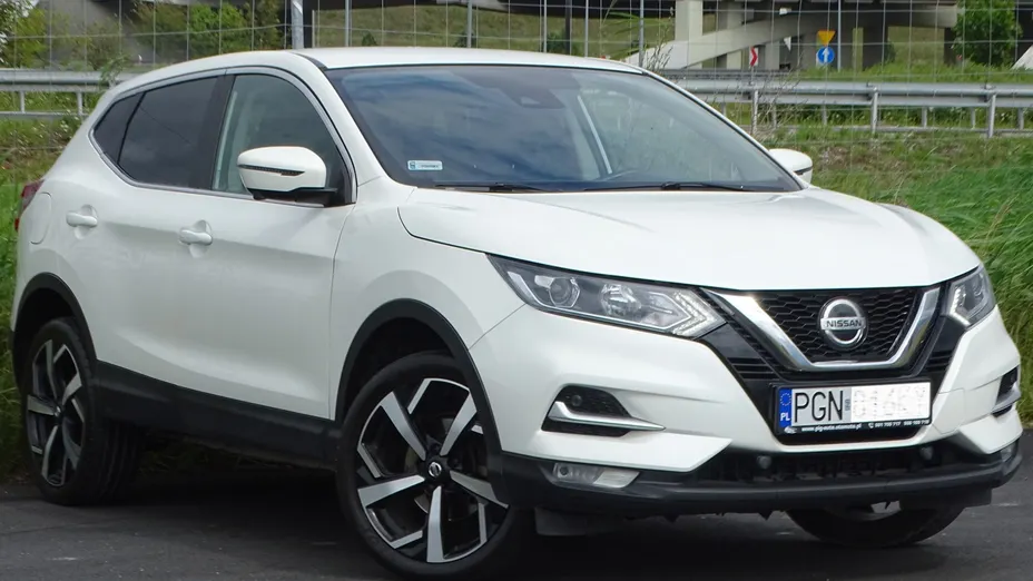 NISSAN Qashqai -