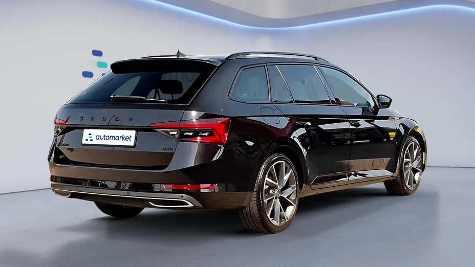 SKODA Superb Superb 2.0 TDI SCR 4x4 Sportline DSG