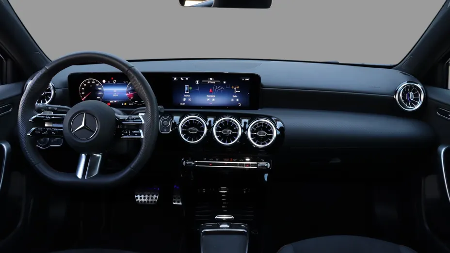 MERCEDES-BENZ A Klasa A 200 AMG Line 7G-DCT