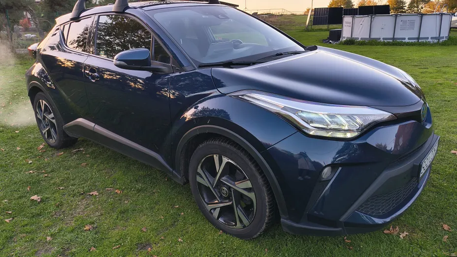 TOYOTA C-HR -