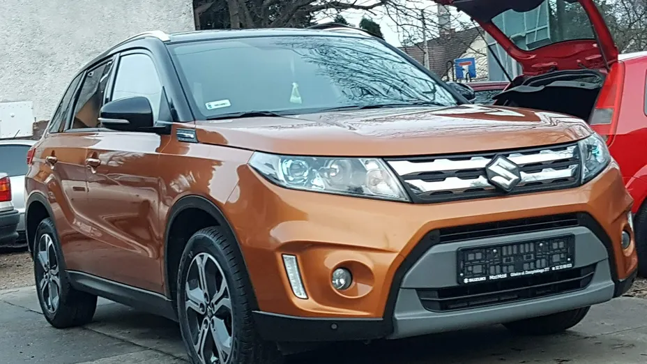 SUZUKI Vitara -