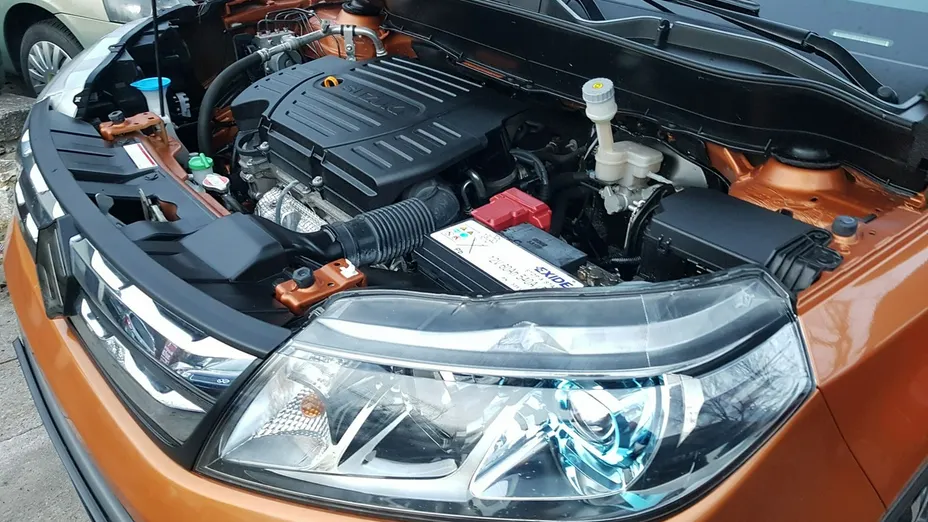 SUZUKI Vitara -