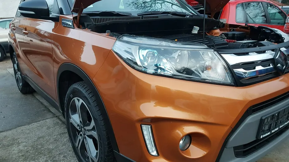 SUZUKI Vitara -