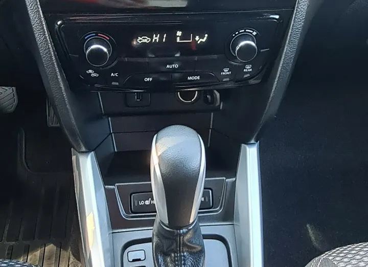 SUZUKI Vitara -