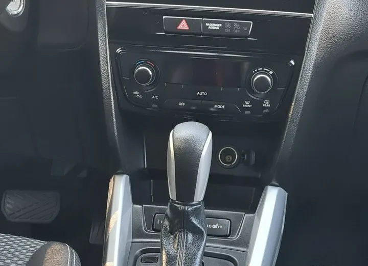 SUZUKI Vitara -