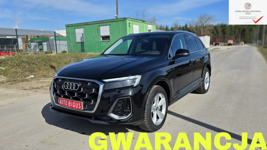 AUDI Q7 -
