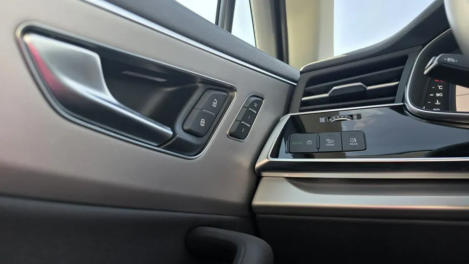AUDI Q7 -