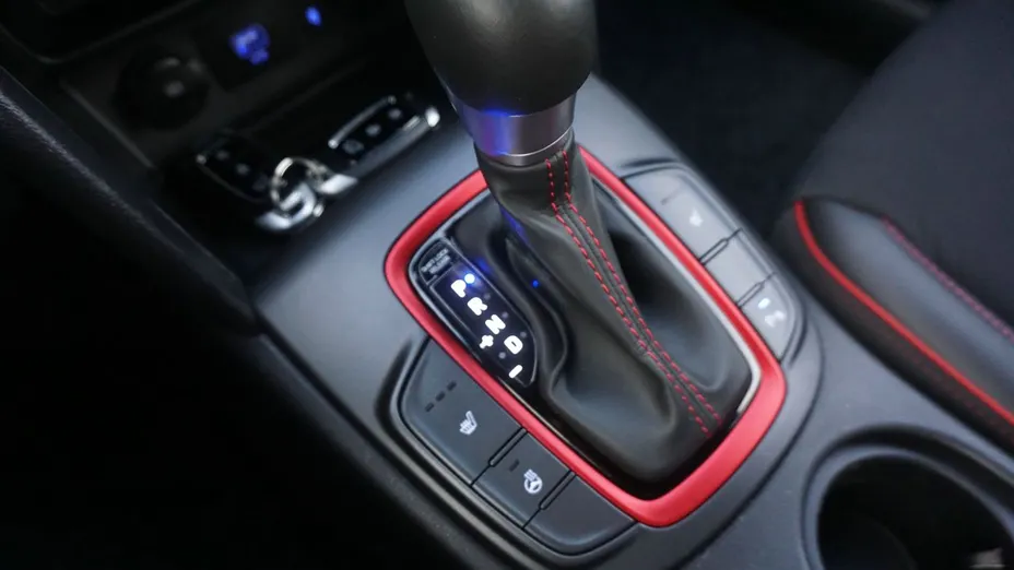 HYUNDAI Kona Kona 1.6 GDI Hybrid Premium DCT