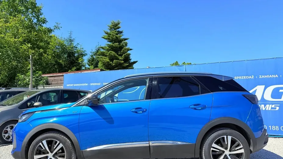PEUGEOT 3008 -