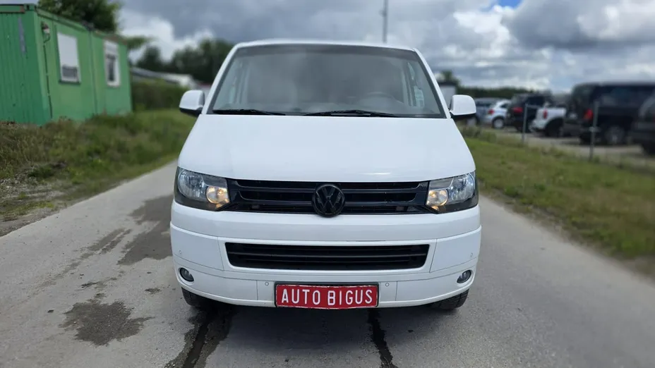 VOLKSWAGEN Transporter -